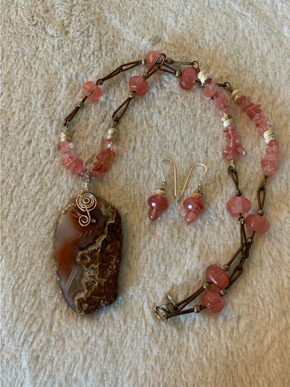 Handmade Agate Slice Pendant Necklace and Earring Set